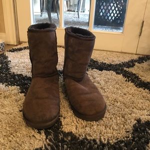 Men’s brown Uggs